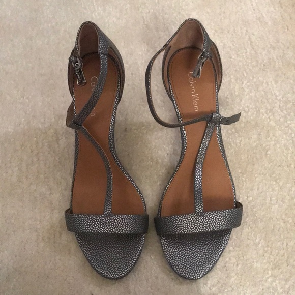 calvin klein heels - Picture 1 of 4